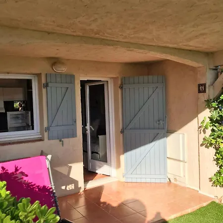Appartement Cosy A Roquebrune 23 M² Avec Piscine Partagee شقة *