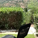 Апартаменты Appartement Cosy A Roquebrune 23 M² Avec Piscine Partagee