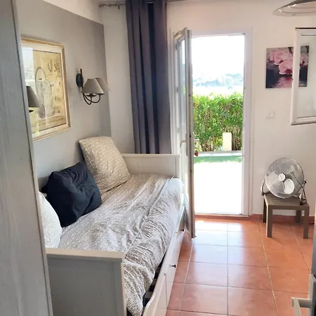 Appartement Cosy A Roquebrune 23 M² Avec Piscine Partagee * Roquebrune-sur Argens